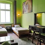 Babel Hostel, Dworzec Pkp, Rynek Vandrarhem
