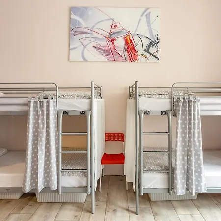 Babel Hostel, Dworzec Pkp, Rynek *