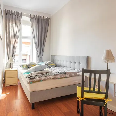 بيت شباب Babel Hostel, Dworzec Pkp, Rynek *