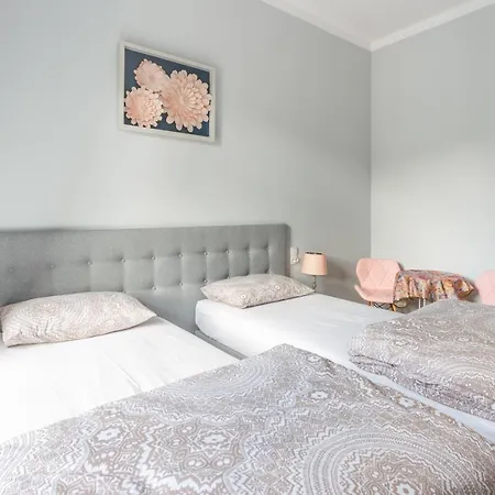 بيت شباب Babel Hostel, Dworzec Pkp, Rynek *