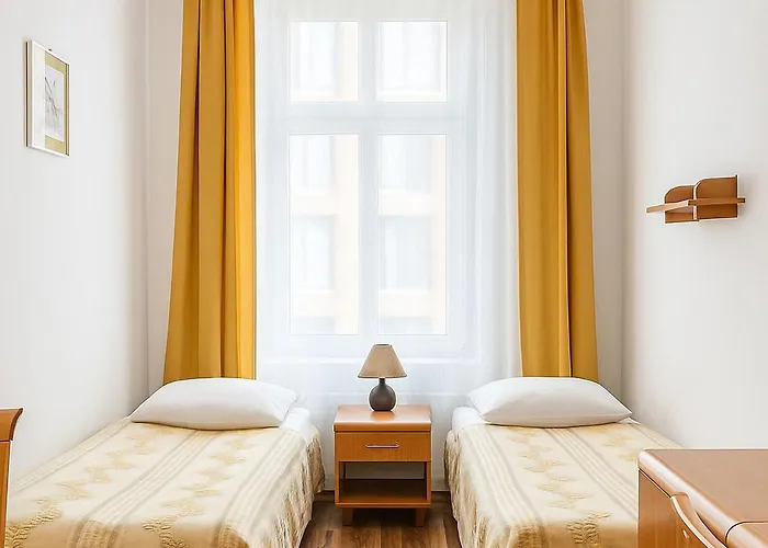 Babel Hostel, Dworzec Pkp, Rynek Vandrarhem