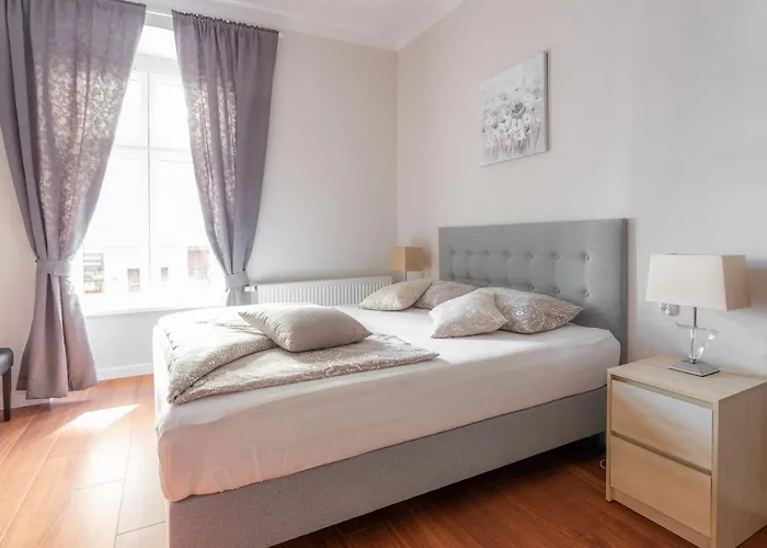 Babel Hostel, Dworzec Pkp, Rynek Vandrarhem *