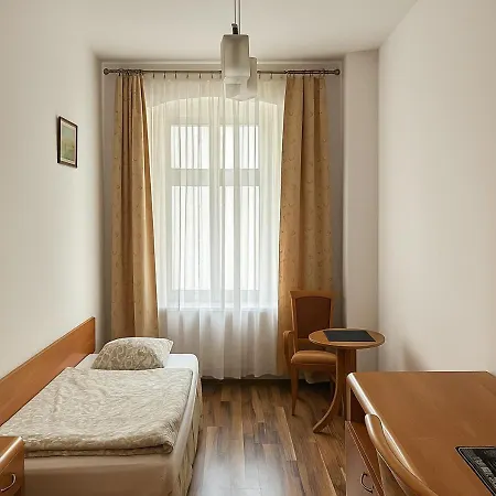 Babel Hostel, Dworzec Pkp, Rynek Hostal