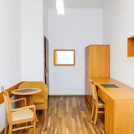 Babel Hostel, Dworzec Pkp, Rynek Hostel Wrocław