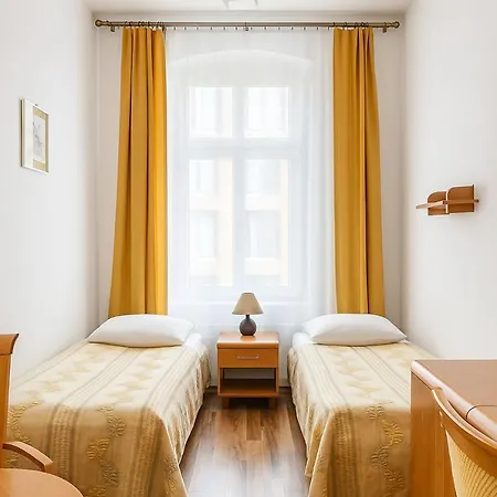 Babel Hostel, Dworzec Pkp, Rynek Hostel Wrocław