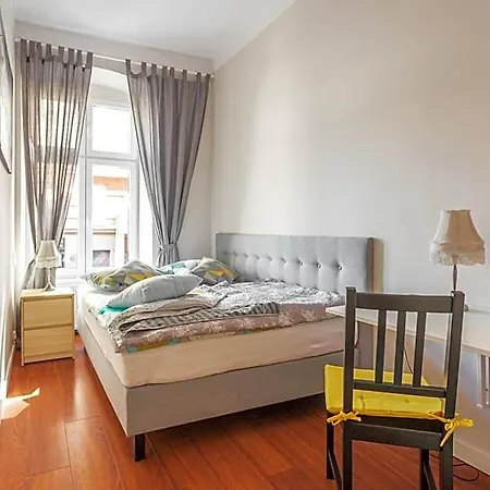 Auberge de jeunesse Babel Hostel, Dworzec Pkp, Rynek *