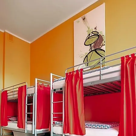 Babel Hostel, Dworzec Pkp, Rynek Auberge de jeunesse Wrocław