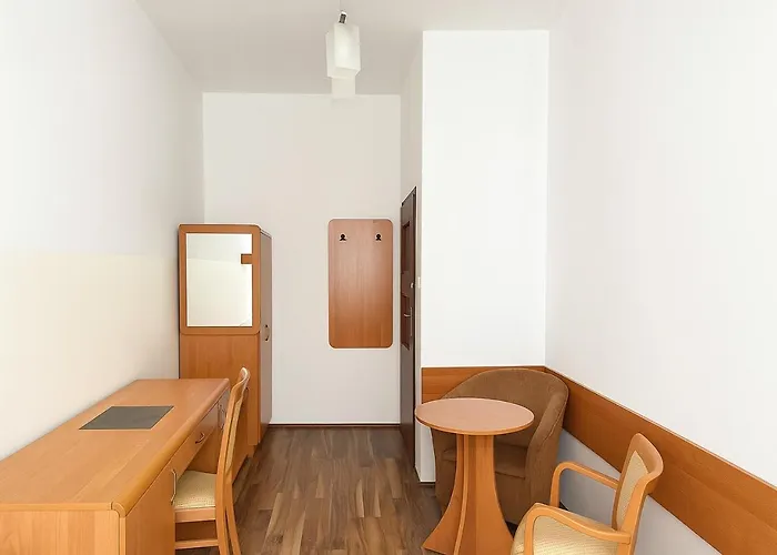 Ostello Babel Hostel, Dworzec Pkp, Rynek *